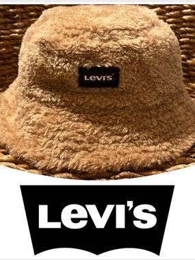 Levi's Tan Sherpa Bucket Hat